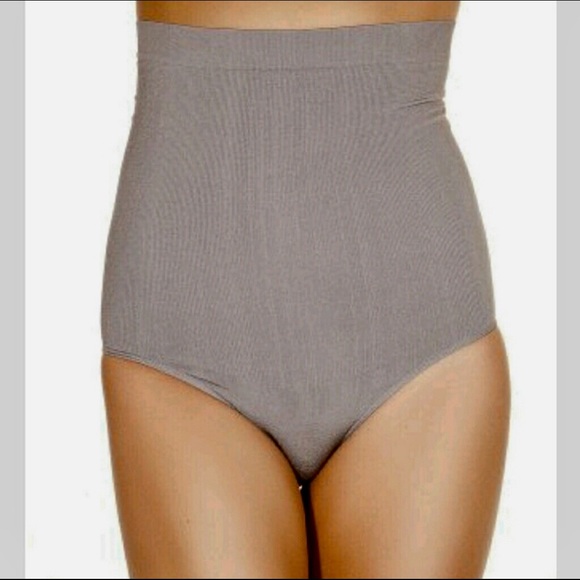 BLACK FUCHSIA Seamless Shapewear High-Waist Brief - Picture 1 of 5